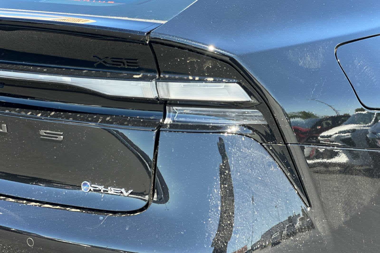 Thumbnail: 2025 Toyota Prius - 31