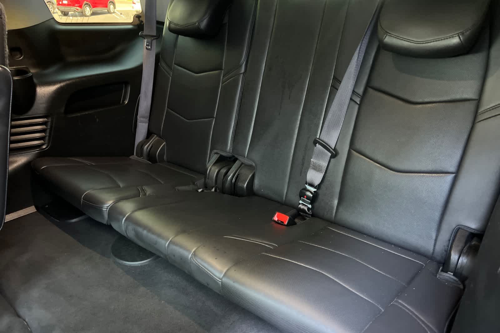 Thumbnail: 2017 Cadillac Escalade - 17