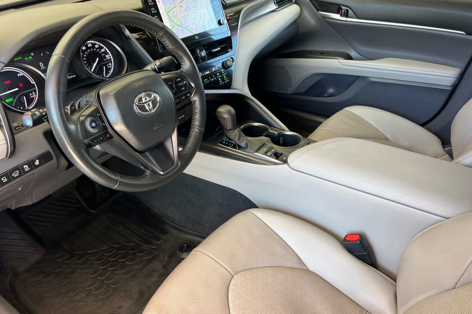 Thumbnail: 2024 Toyota Camry - 11
