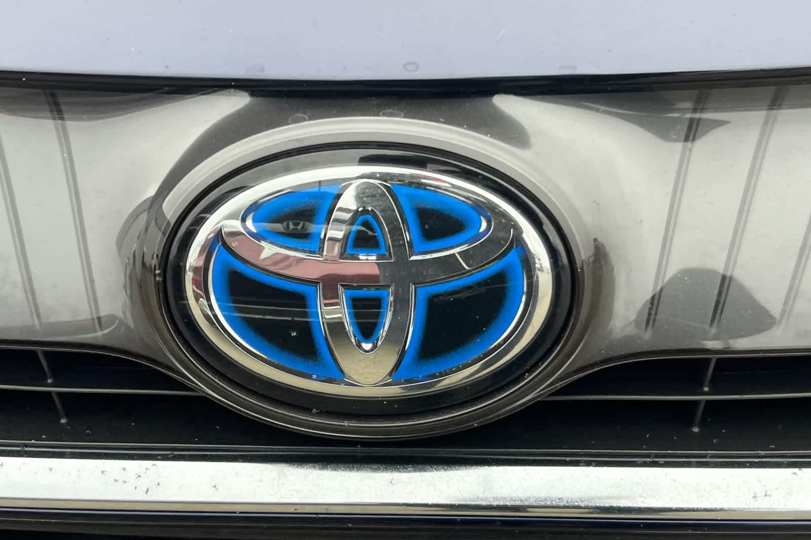 Thumbnail: 2022 Toyota Venza - 10