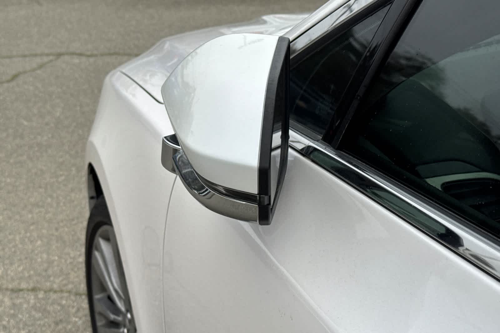 Thumbnail: 2017 Lincoln MKZ - 20