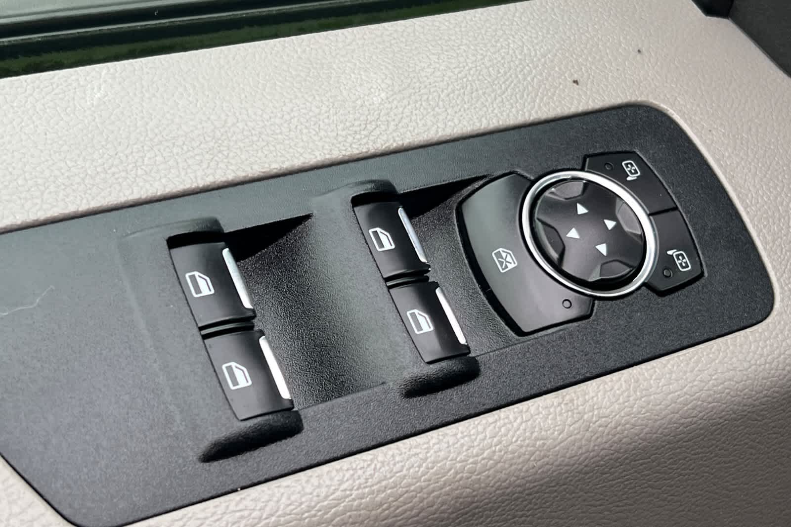 Thumbnail: 2015 Ford F-150 - 13