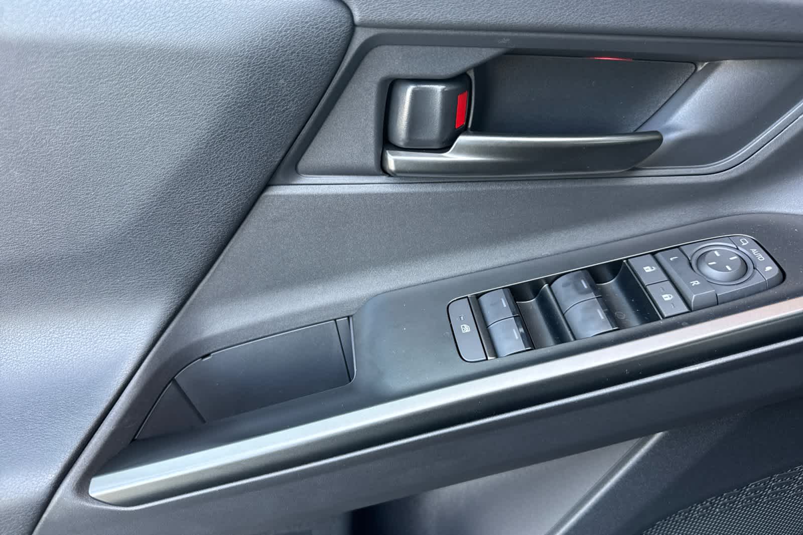 Thumbnail: 2026 Toyota bZ - 12