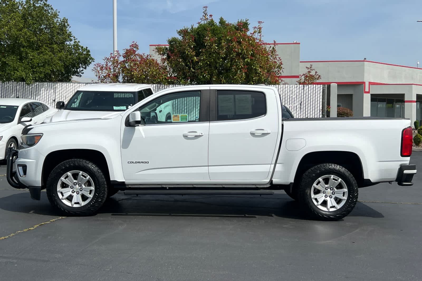 Thumbnail: 2017 Chevrolet Colorado - 9