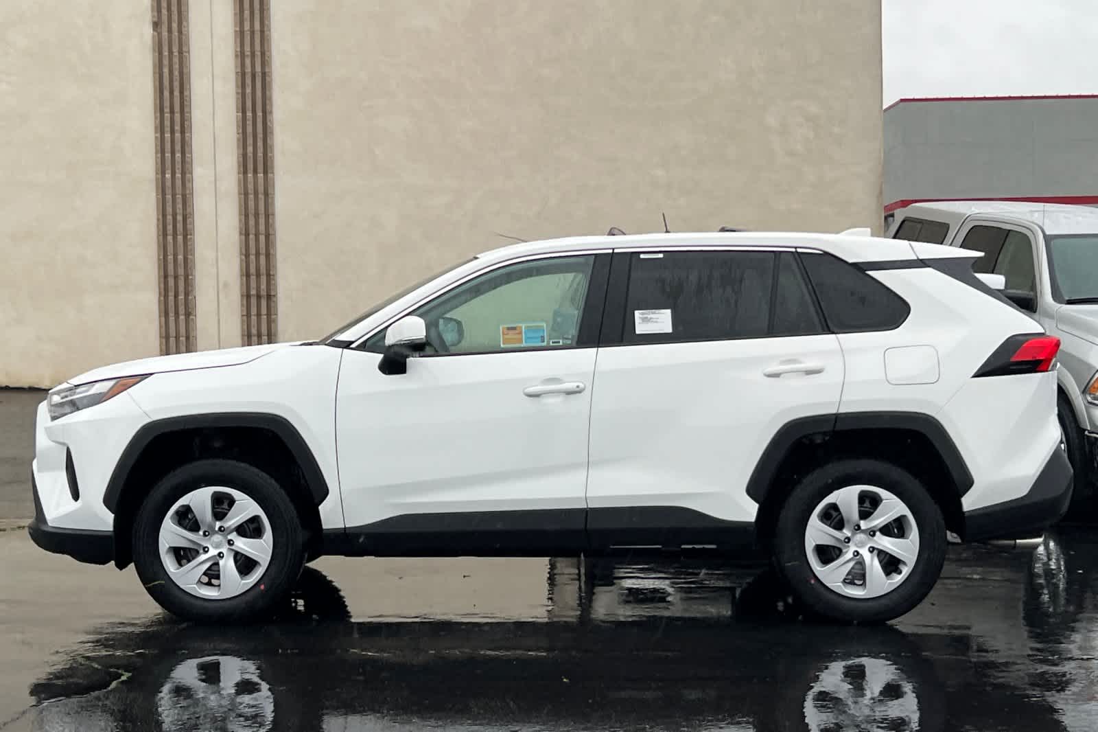 Thumbnail: 2025 Toyota RAV4 - 5