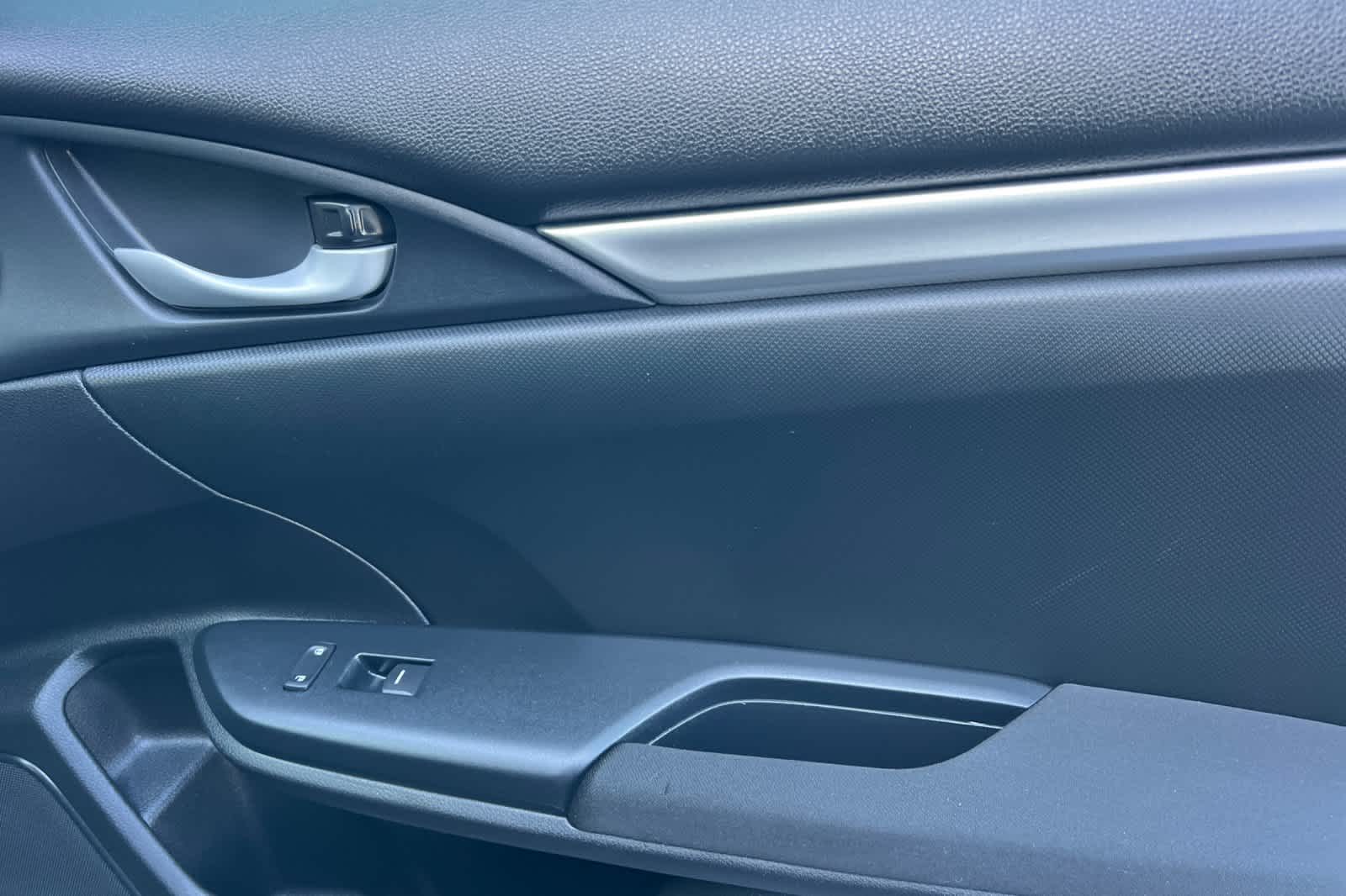 Thumbnail: 2016 Honda Civic - 17