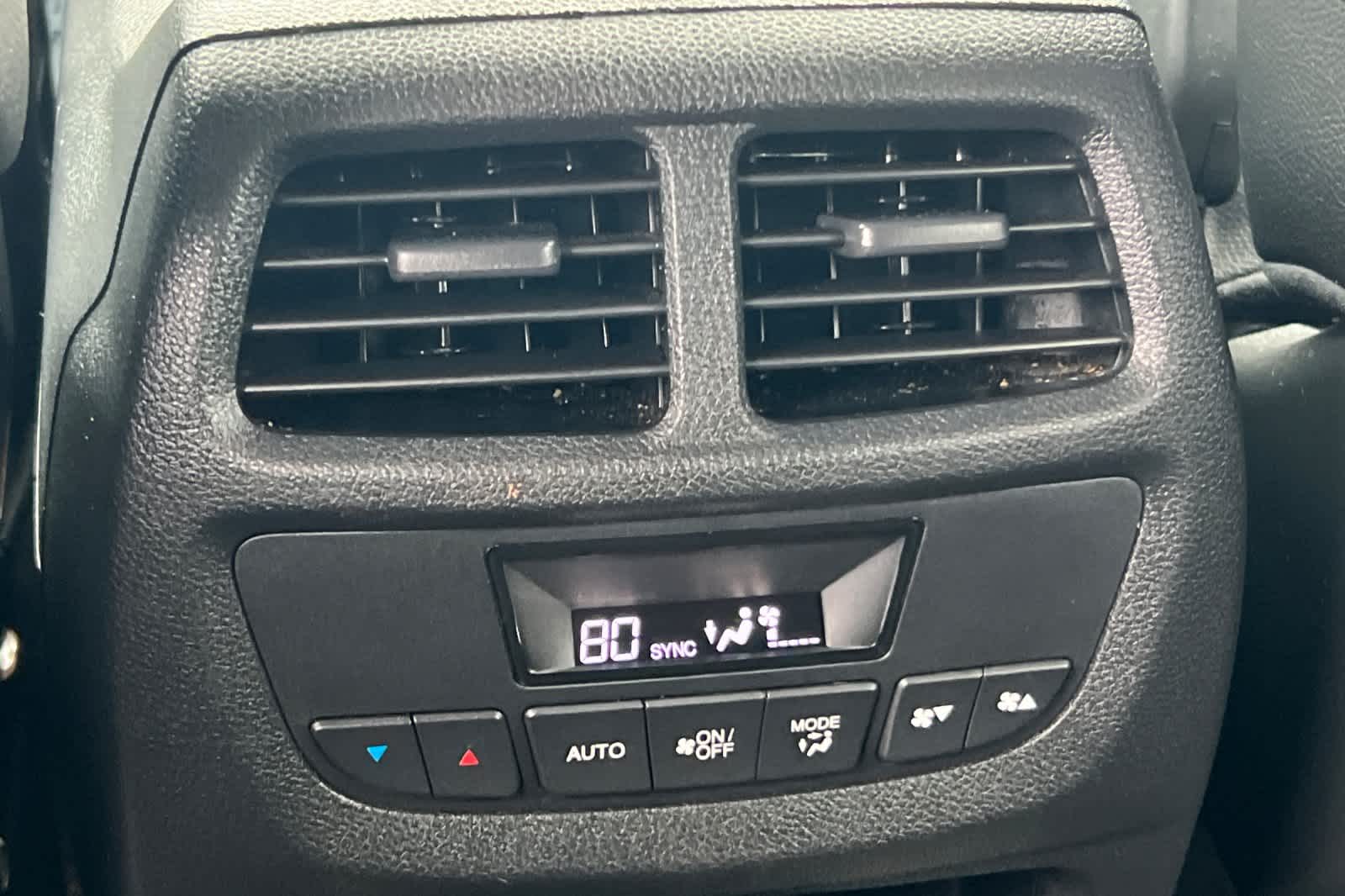 Thumbnail: 2016 Honda Pilot - 14