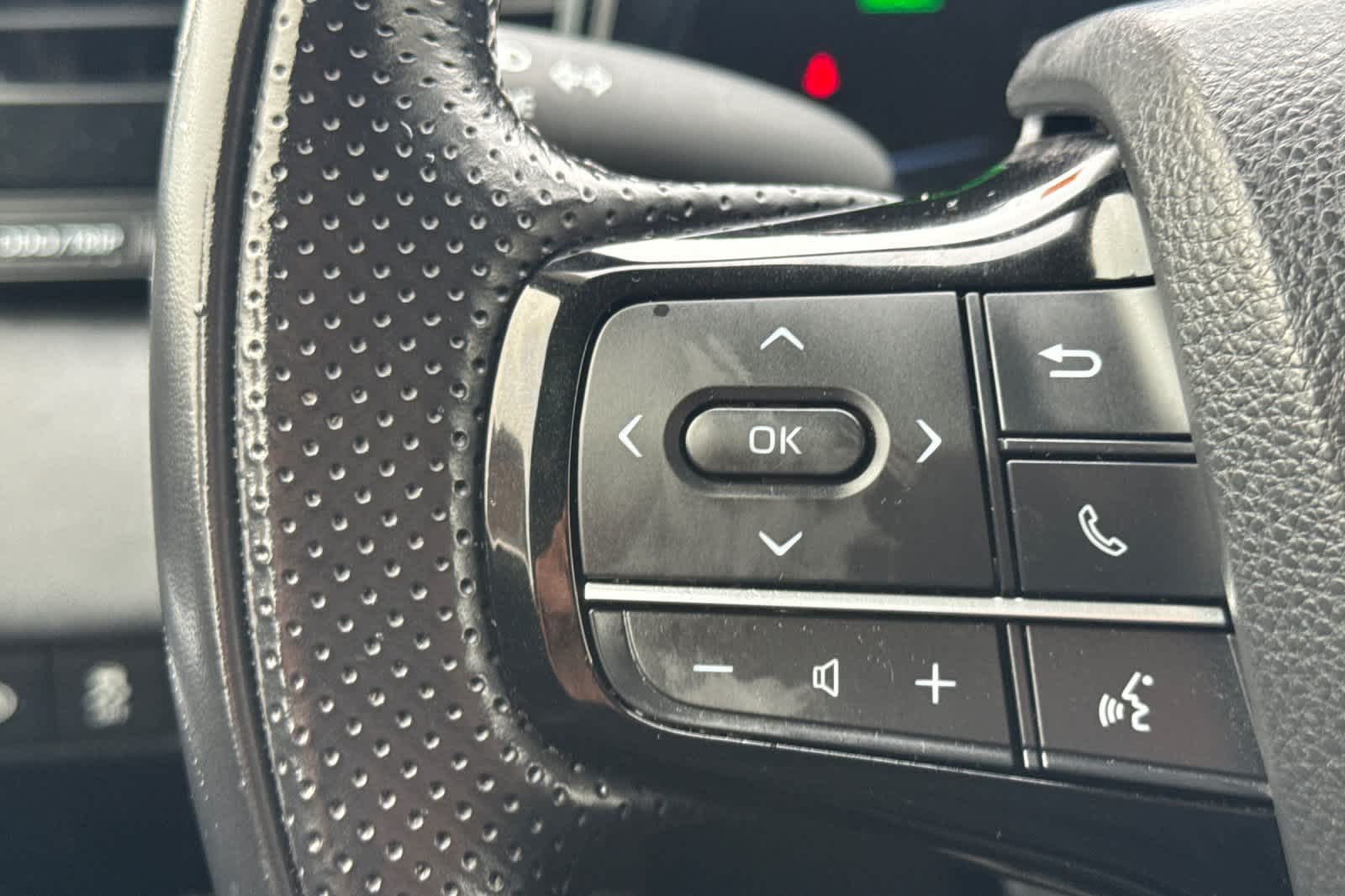 Thumbnail: 2022 Toyota Mirai - 26