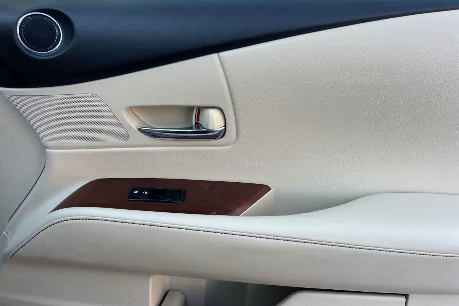 Thumbnail: 2015 Lexus RX - 19