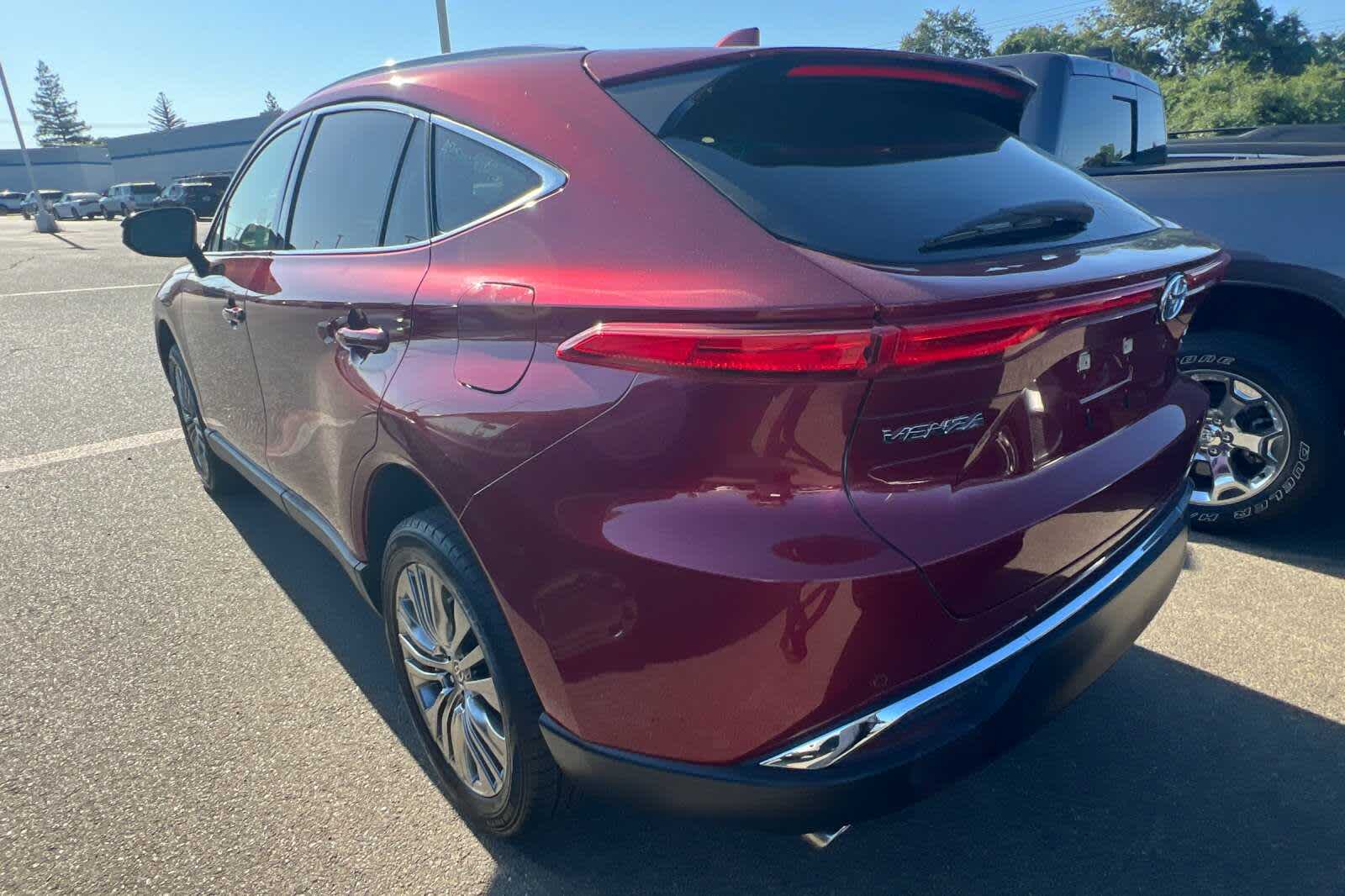 2022 Toyota Venza XLE 4
