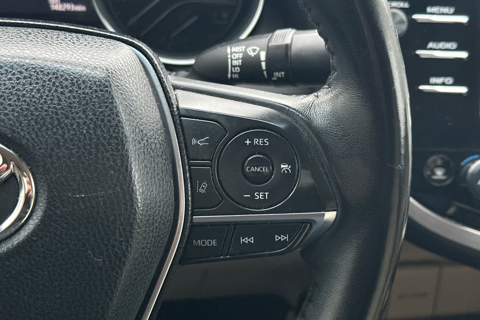 Thumbnail: 2018 Toyota Camry - 26