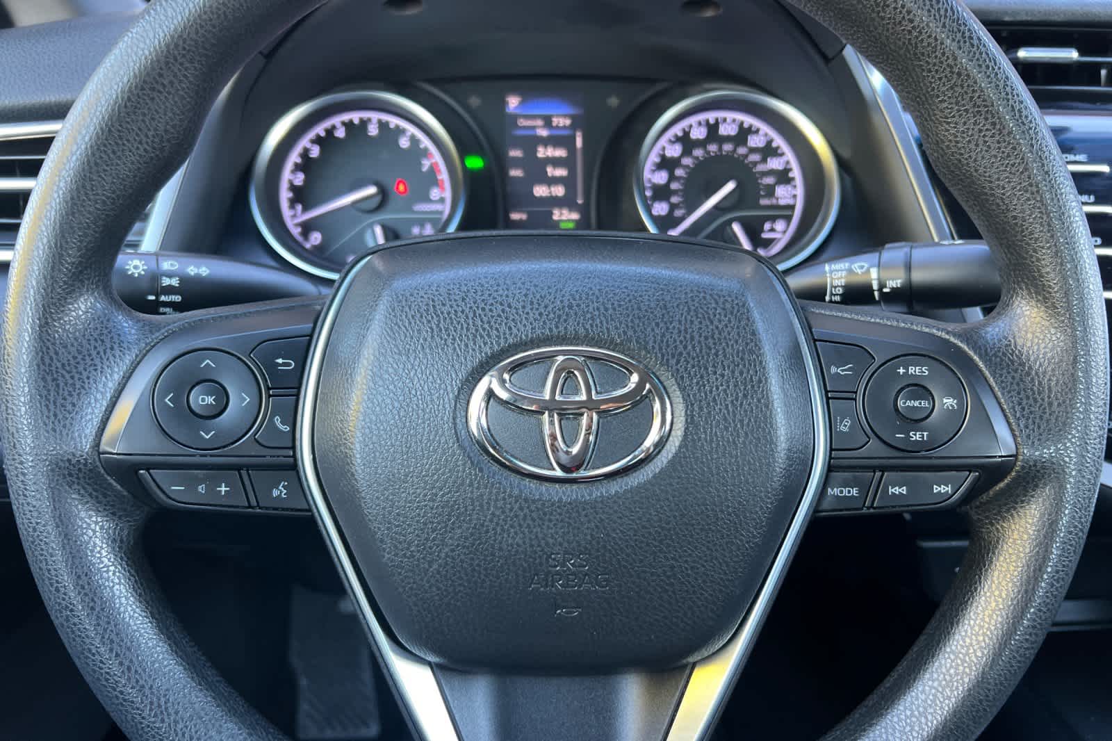 Thumbnail: 2018 Toyota Camry - 23