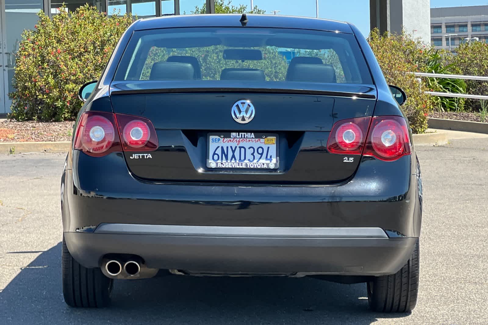Thumbnail: 2010 Volkswagen Jetta - 8