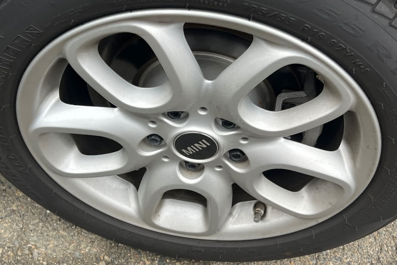 Thumbnail: 2020 MINI Cooper Hardtop - 17