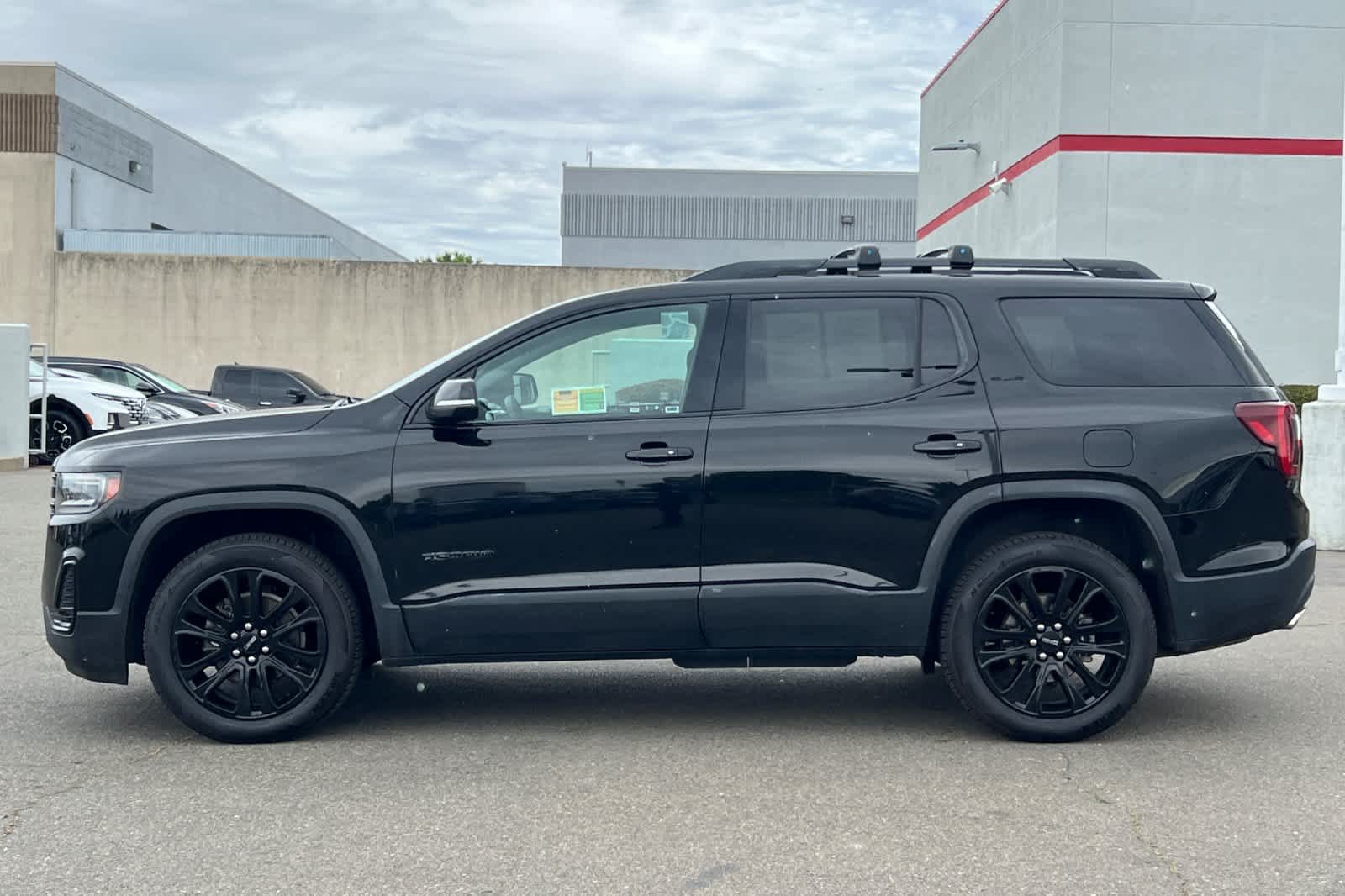 Thumbnail: 2023 GMC Acadia - 9