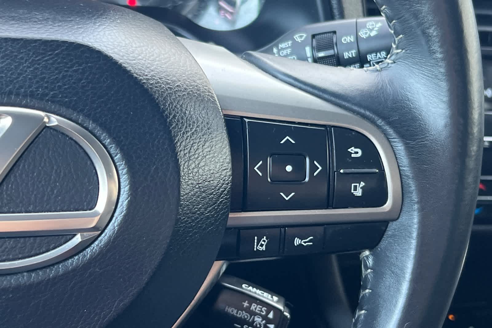 Thumbnail: 2017 Lexus RX - 27