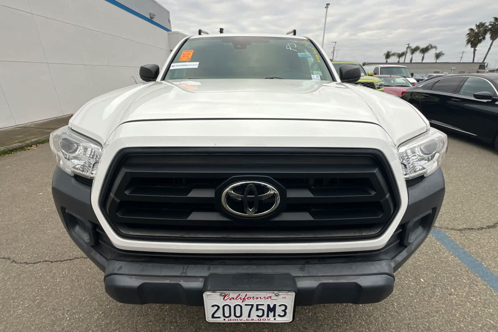 Thumbnail: 2021 Toyota Tacoma - 6