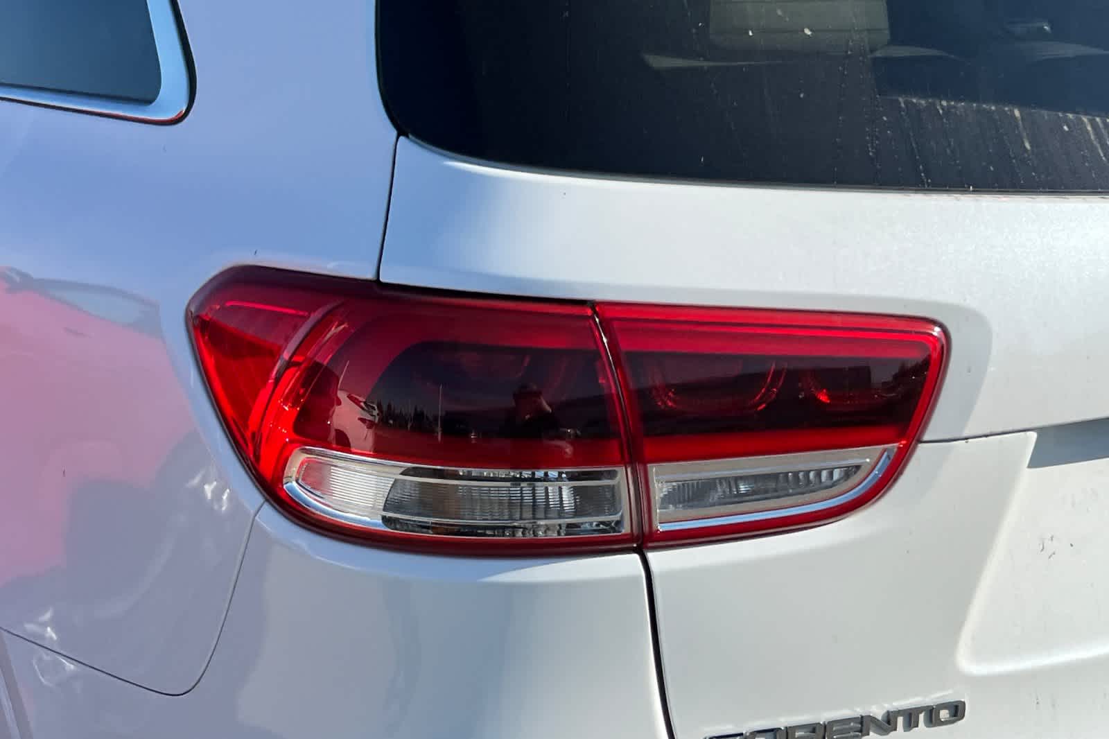 Thumbnail: 2017 Kia Sorento - 14
