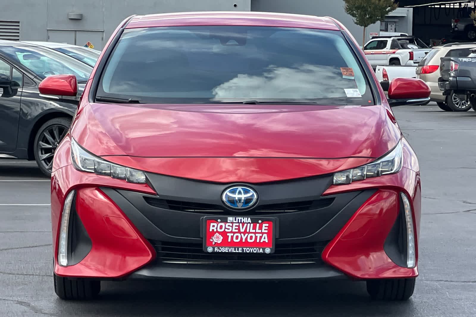 Thumbnail: 2020 Toyota Prius Prime - 10