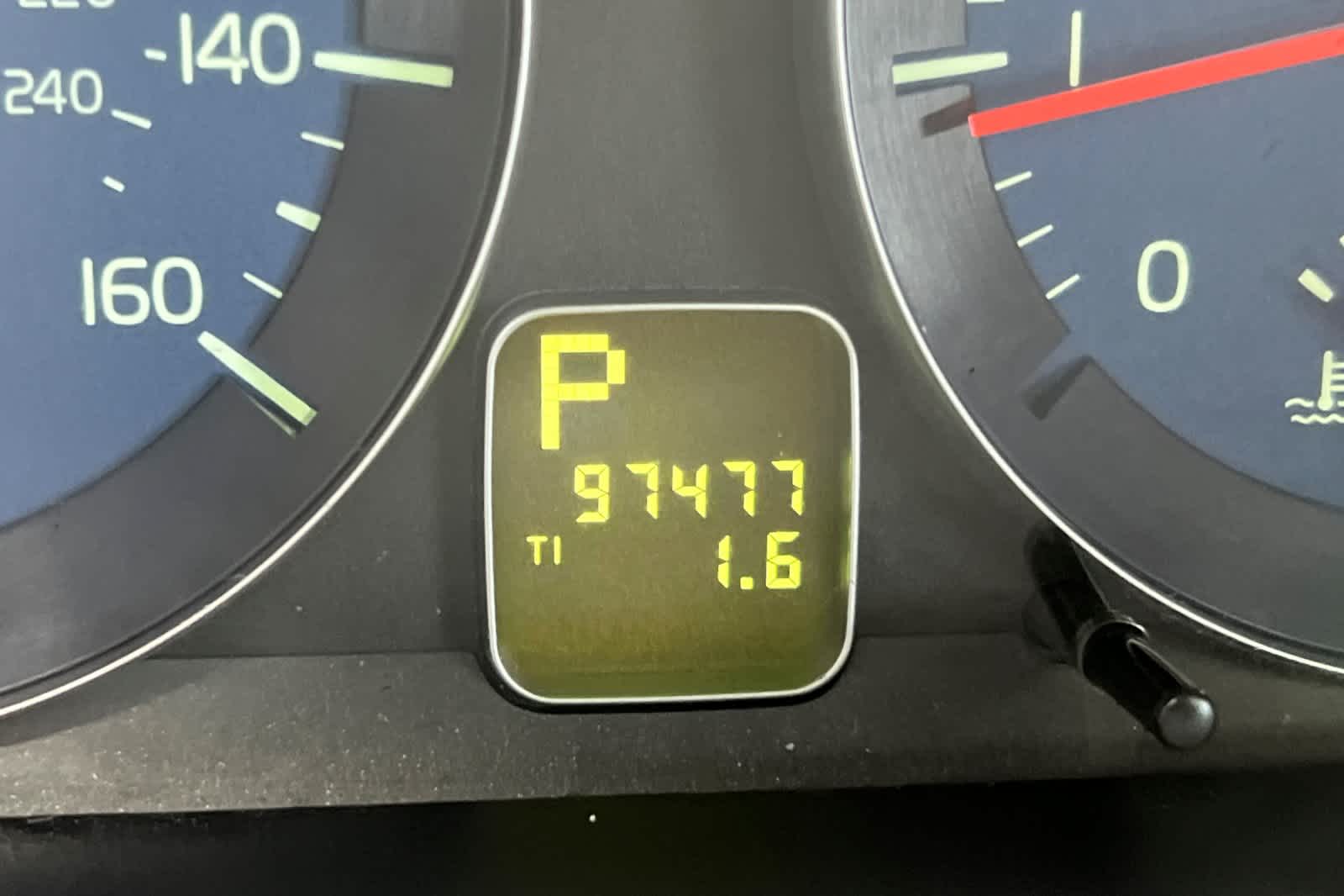 Thumbnail: 2011 Volvo C30 - 26