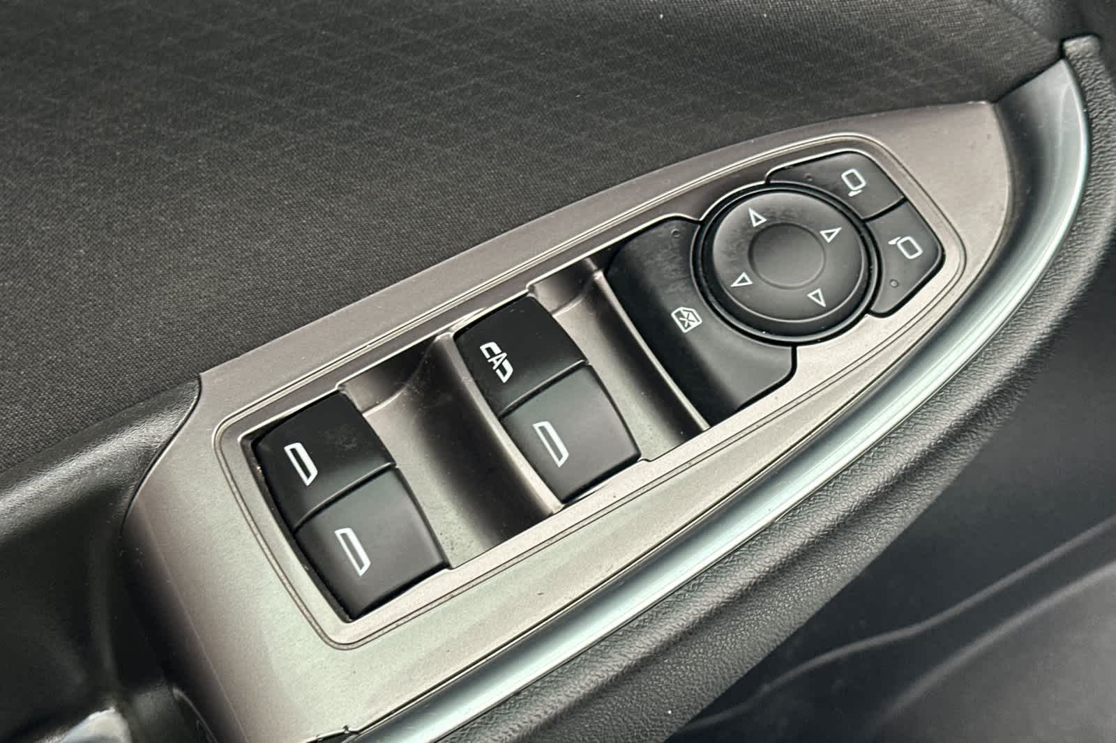 Thumbnail: 2021 Chevrolet Malibu - 13