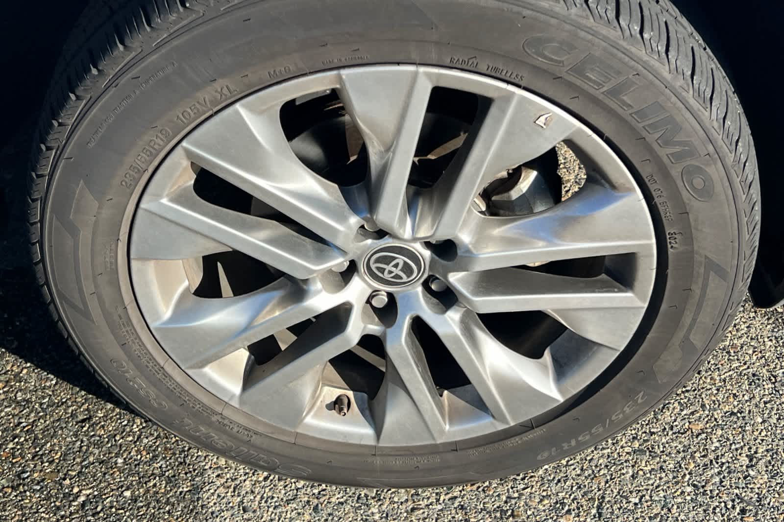 Thumbnail: 2023 Toyota RAV4 - 12