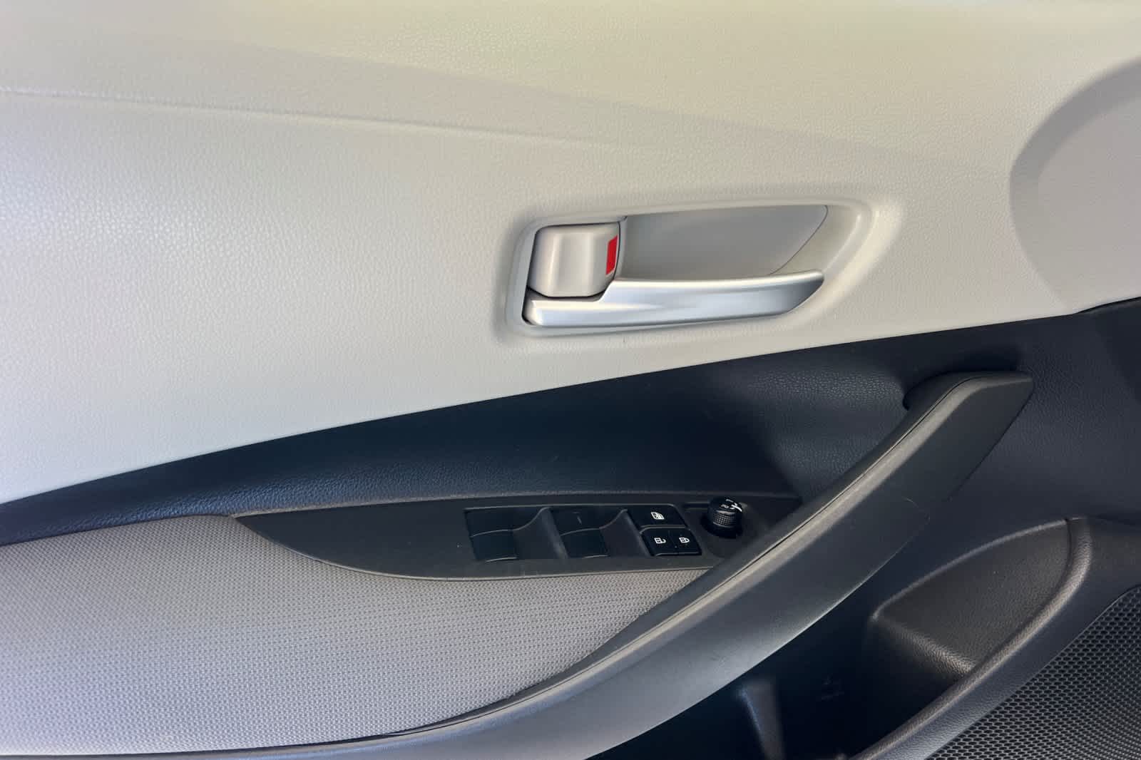 Thumbnail: 2020 Toyota Corolla - 12