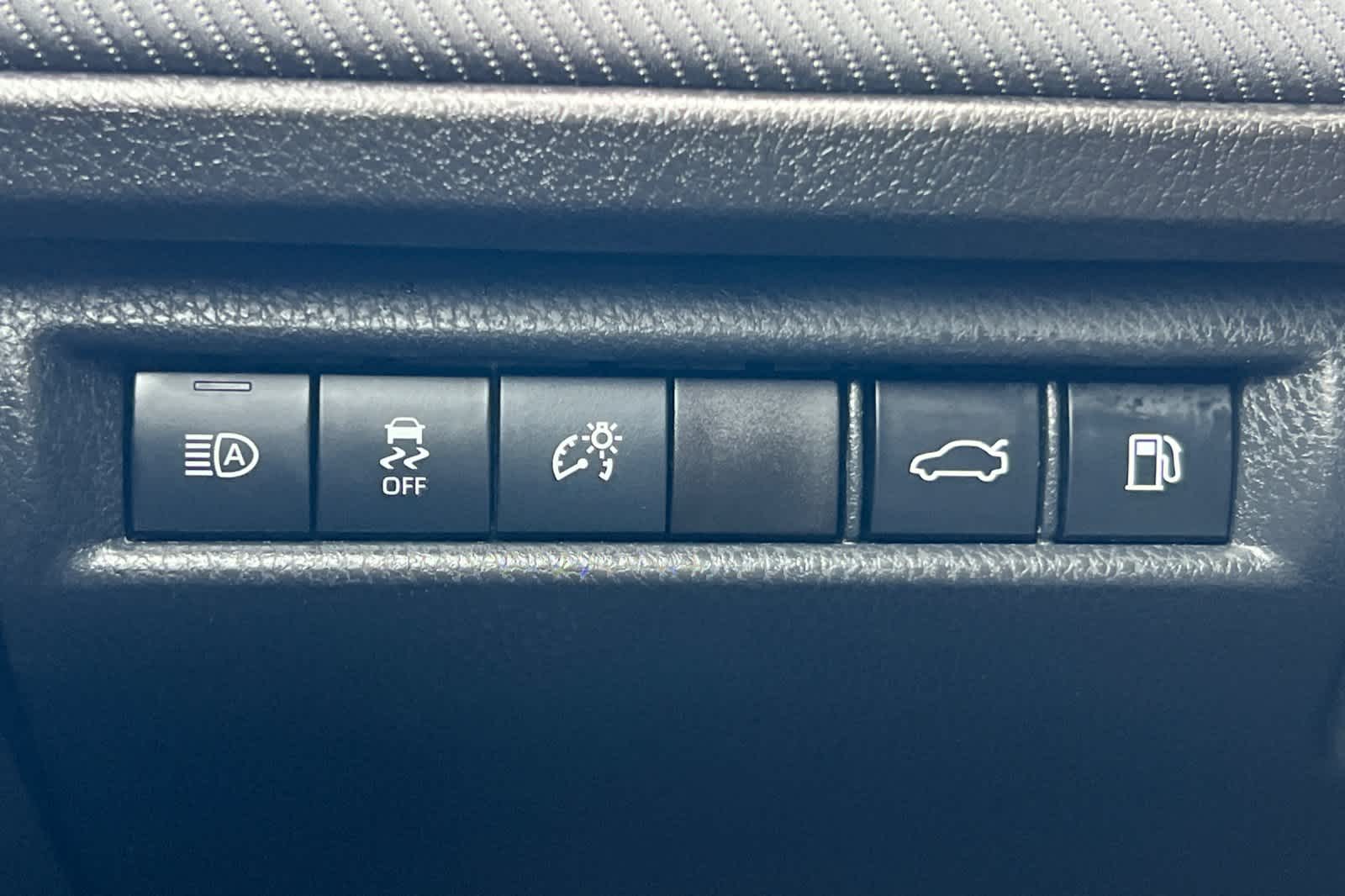 Thumbnail: 2025 Toyota Camry - 29