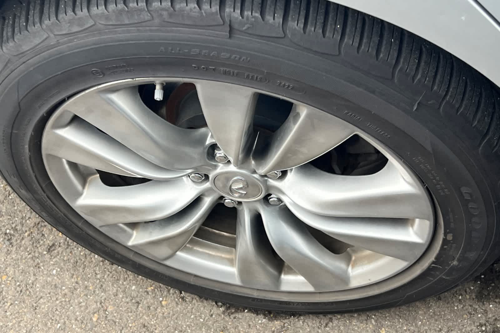 Thumbnail: 2012 INFINITI M37 - 14