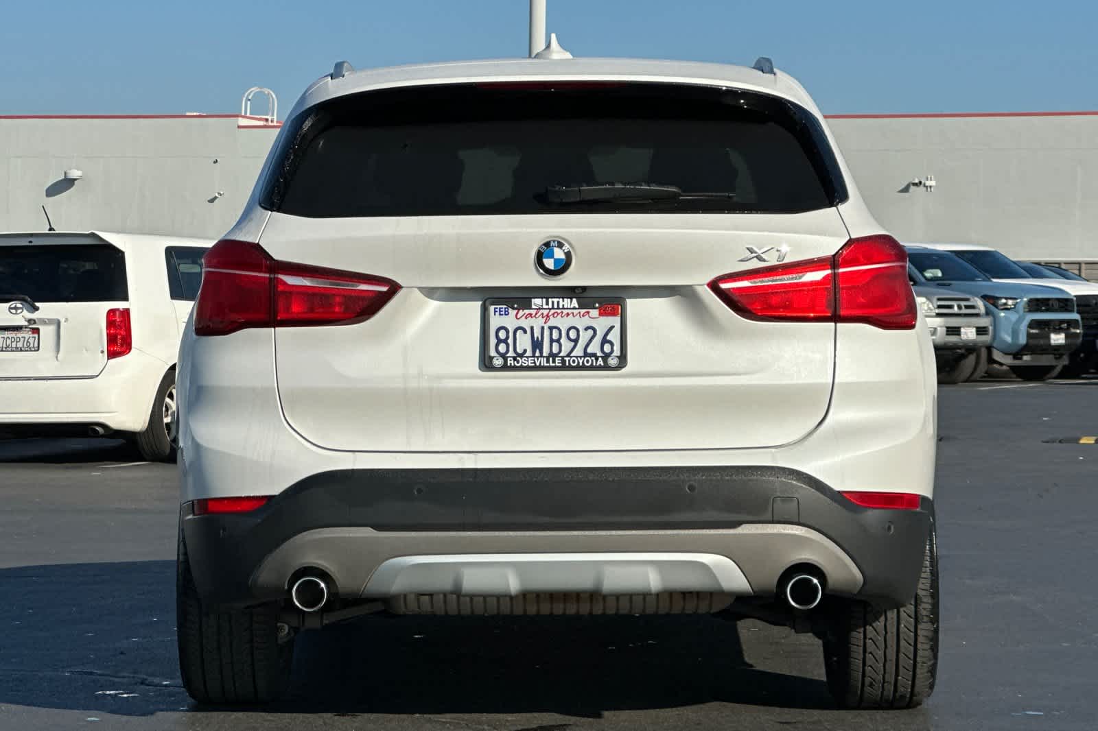 Thumbnail: 2017 BMW X1 - 8