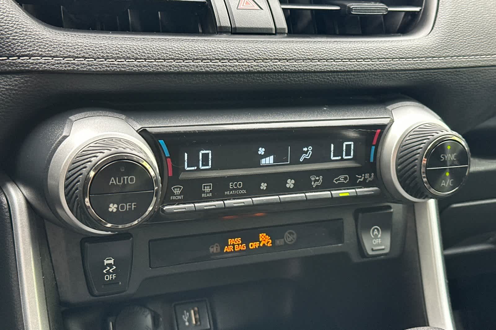 Thumbnail: 2024 Toyota RAV4 - 22