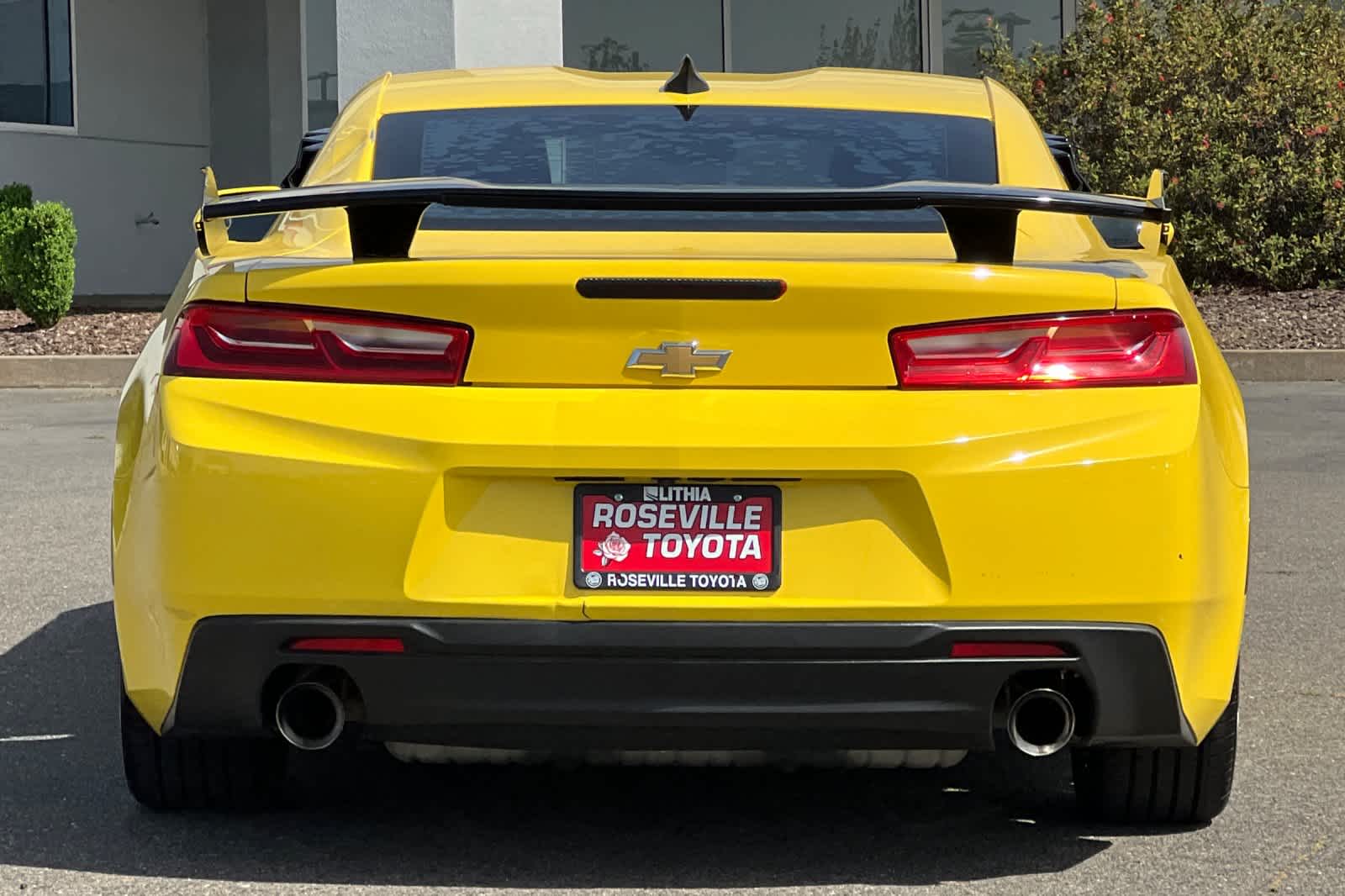 Thumbnail: 2017 Chevrolet Camaro - 8