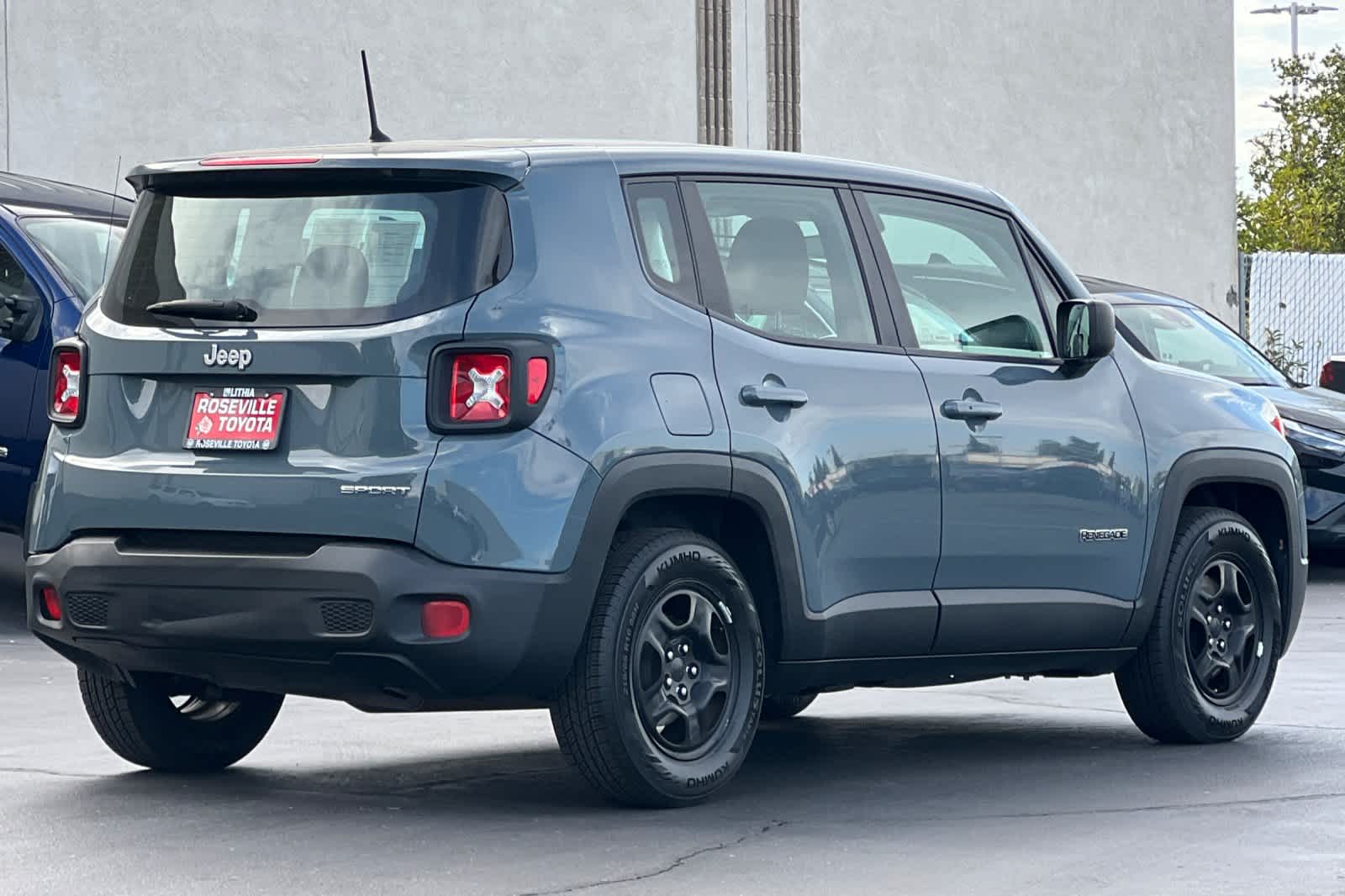 Thumbnail: 2017 Jeep Renegade - 2