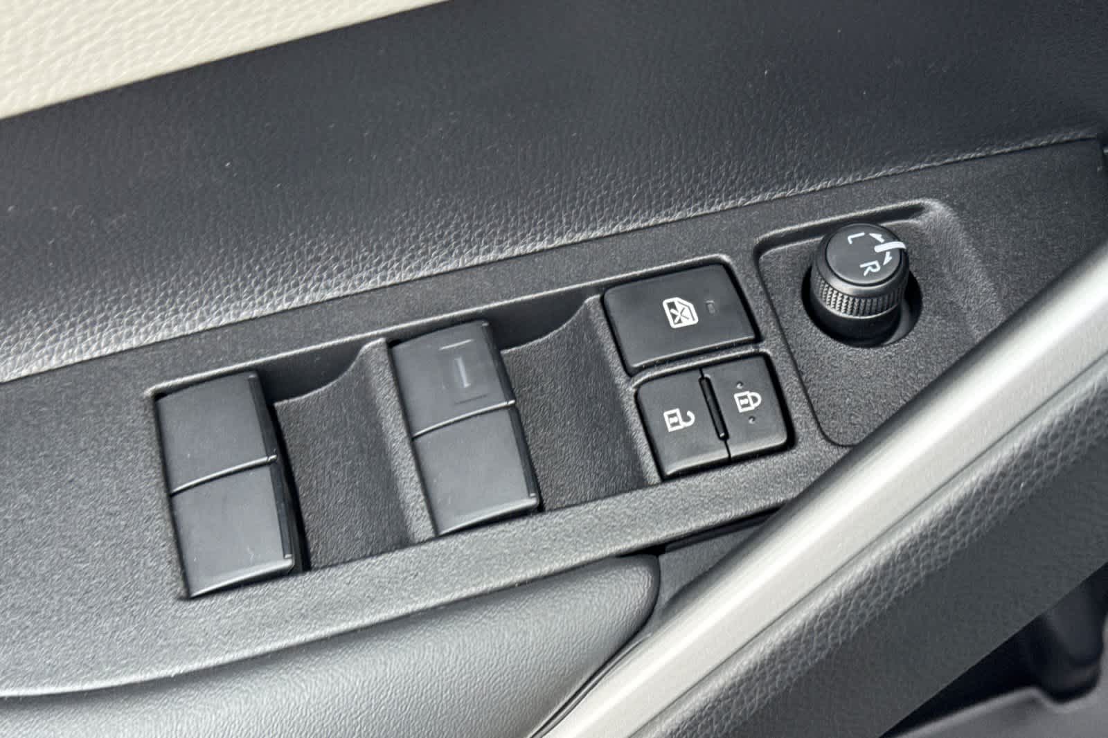 Thumbnail: 2026 Toyota Corolla Cross - 13