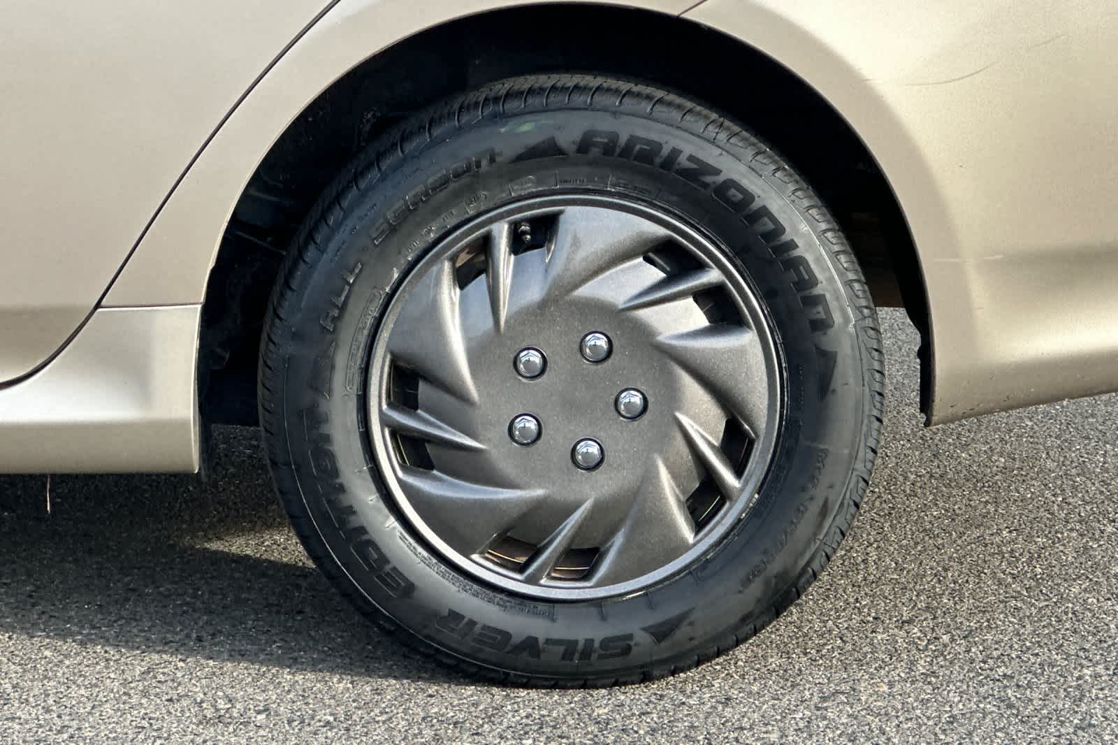 Thumbnail: 2010 Toyota Corolla - 28