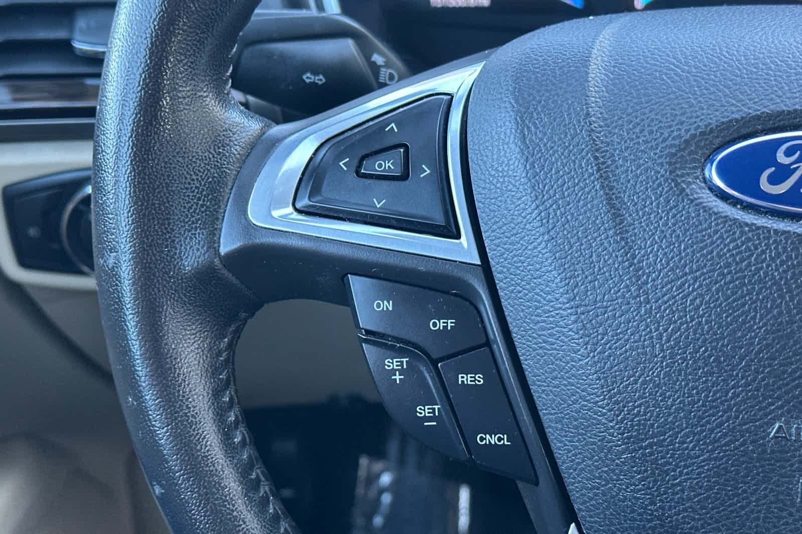 Thumbnail: 2016 Ford Fusion - 25