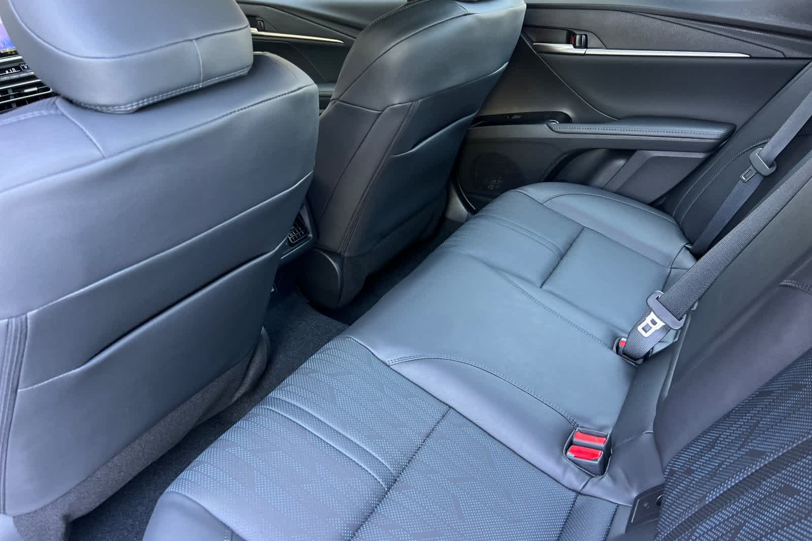 2025 Toyota Camry XSE 4