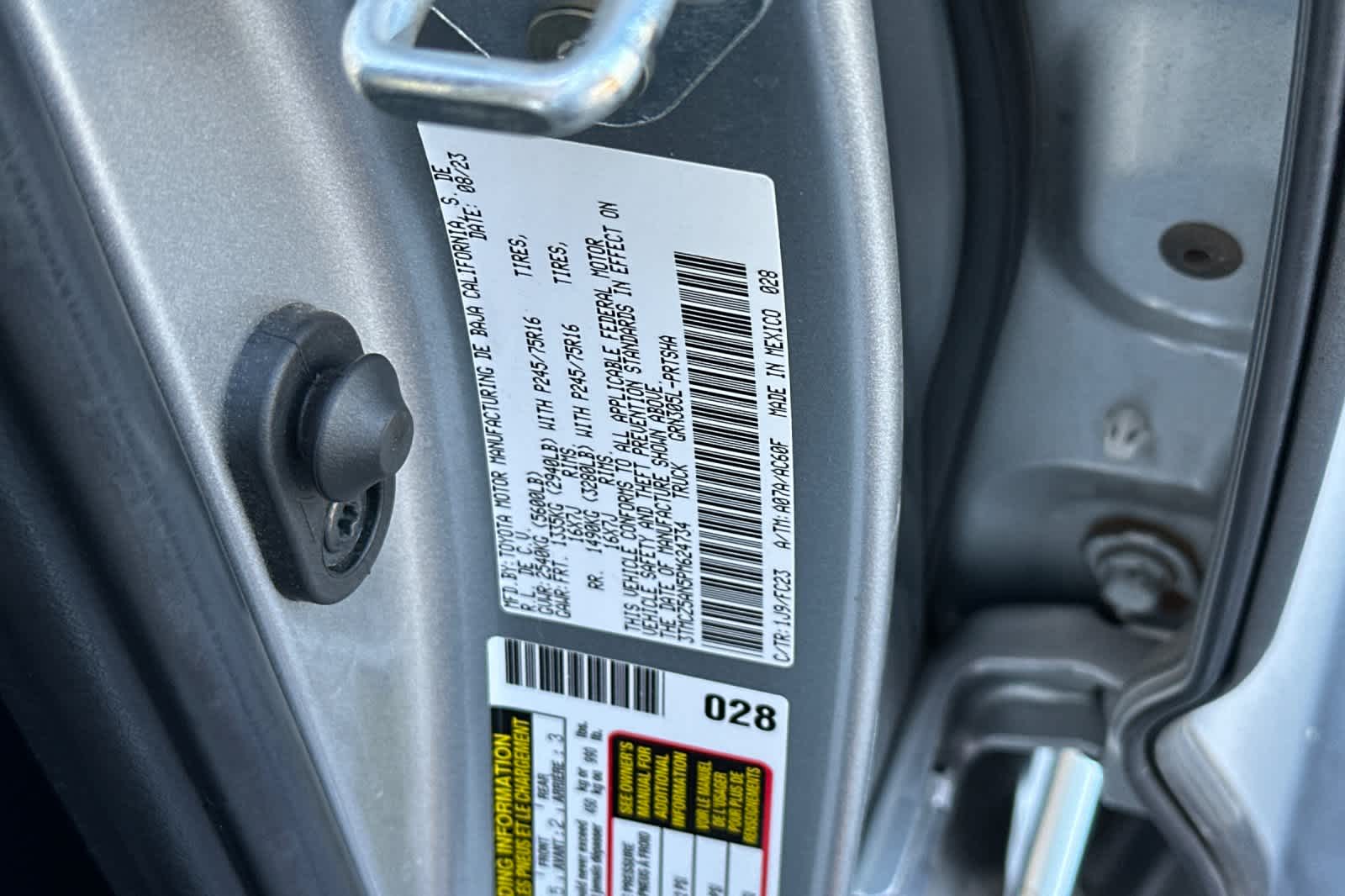 Thumbnail: 2023 Toyota Tacoma - 32