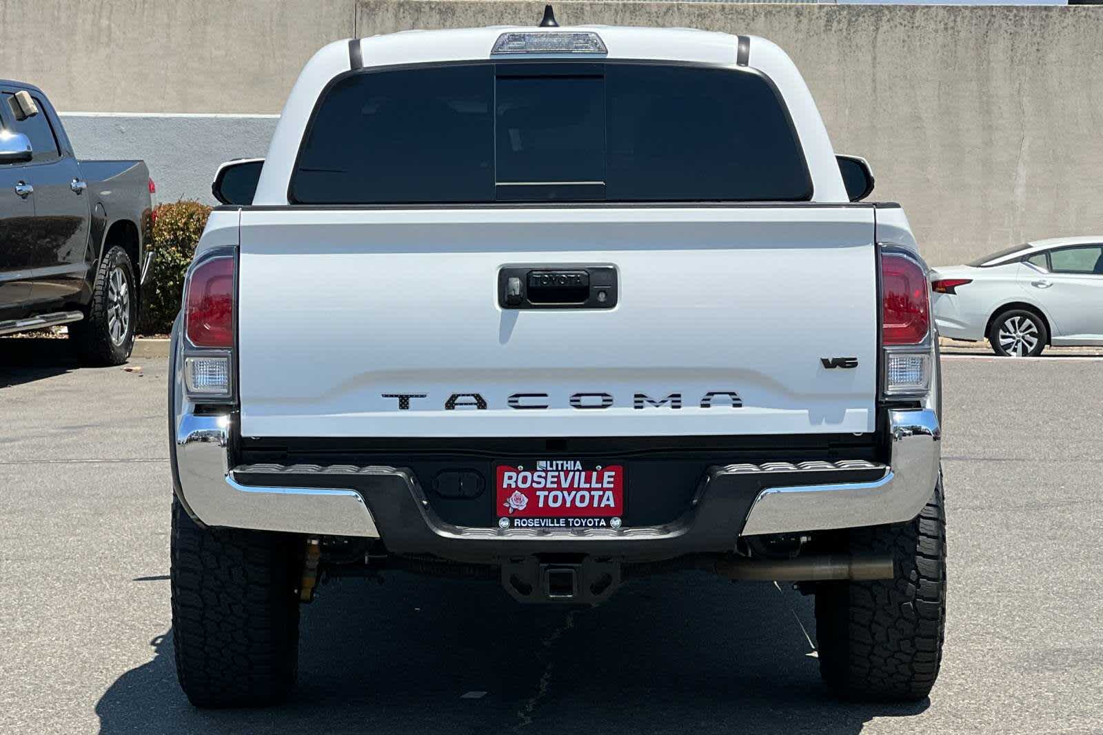 2022 Toyota Tacoma TRD Off-Road 8