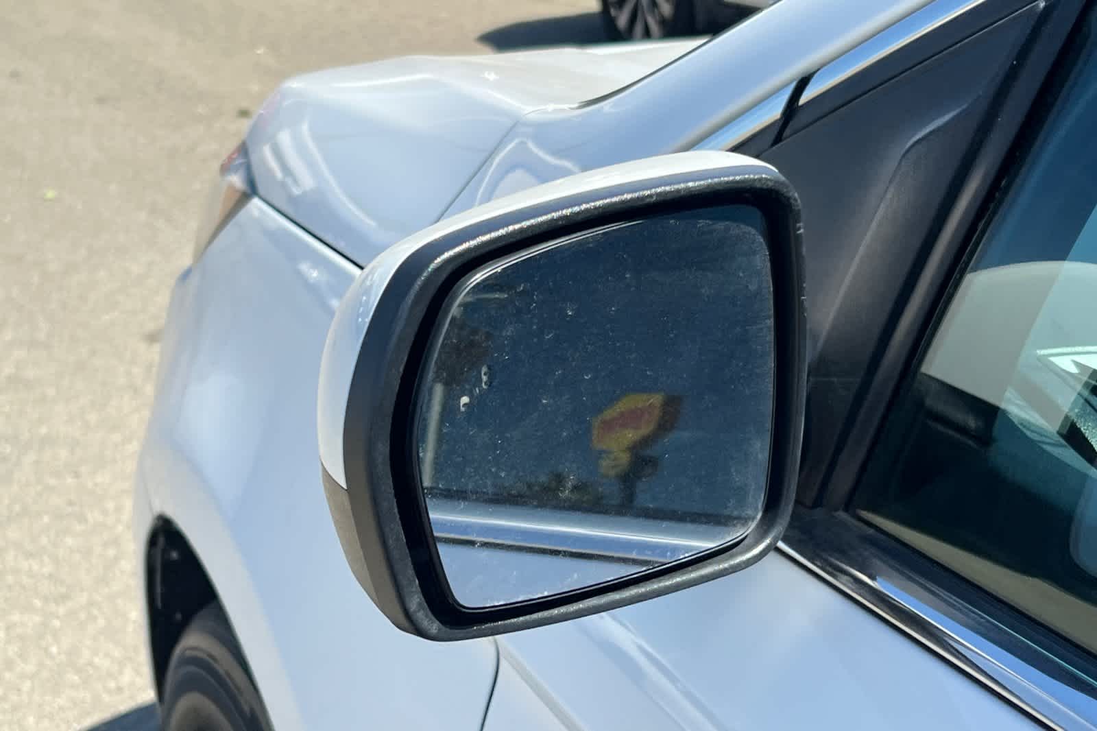 Thumbnail: 2022 Ford Edge - 8