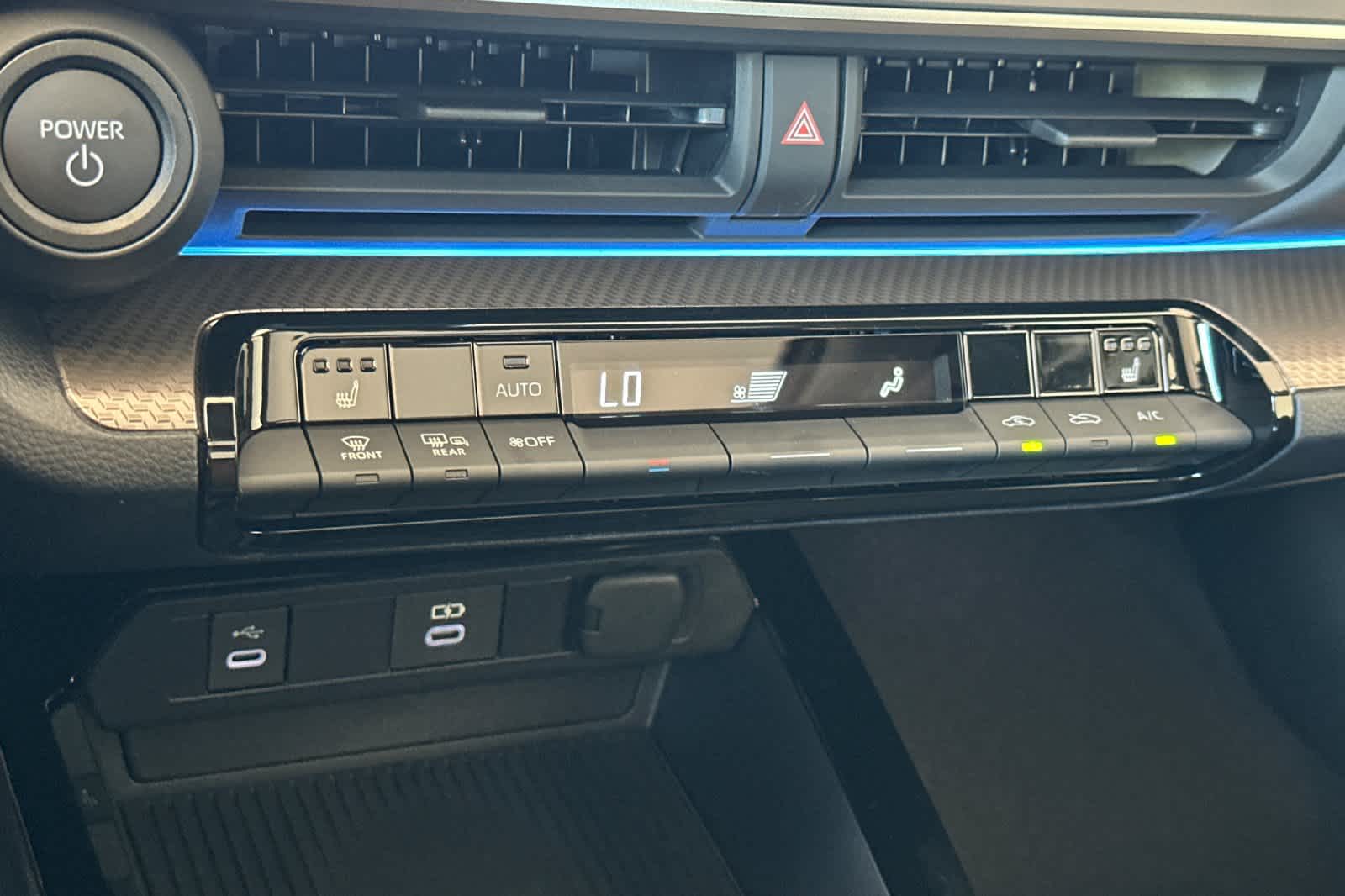 Thumbnail: 2025 Toyota Prius - 21