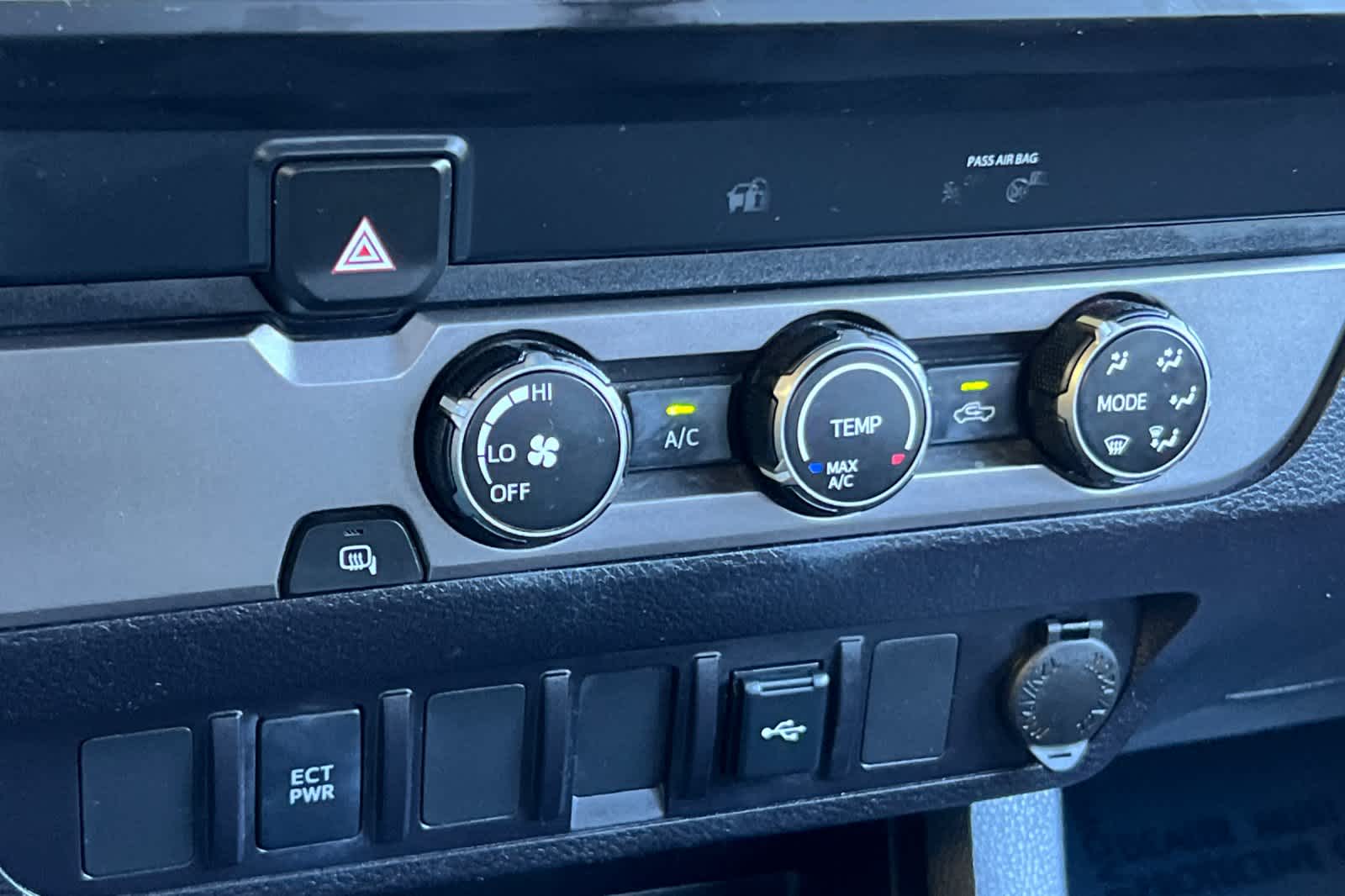 Thumbnail: 2022 Toyota Tacoma - 20