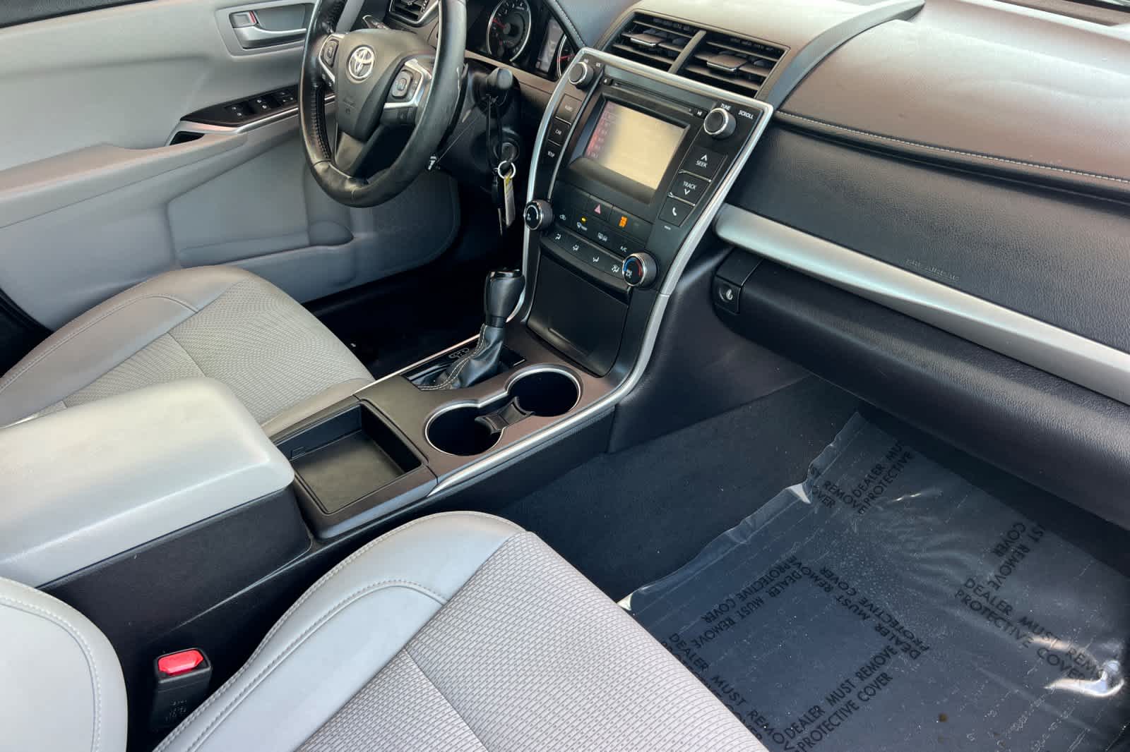 Thumbnail: 2016 Toyota Camry - 14