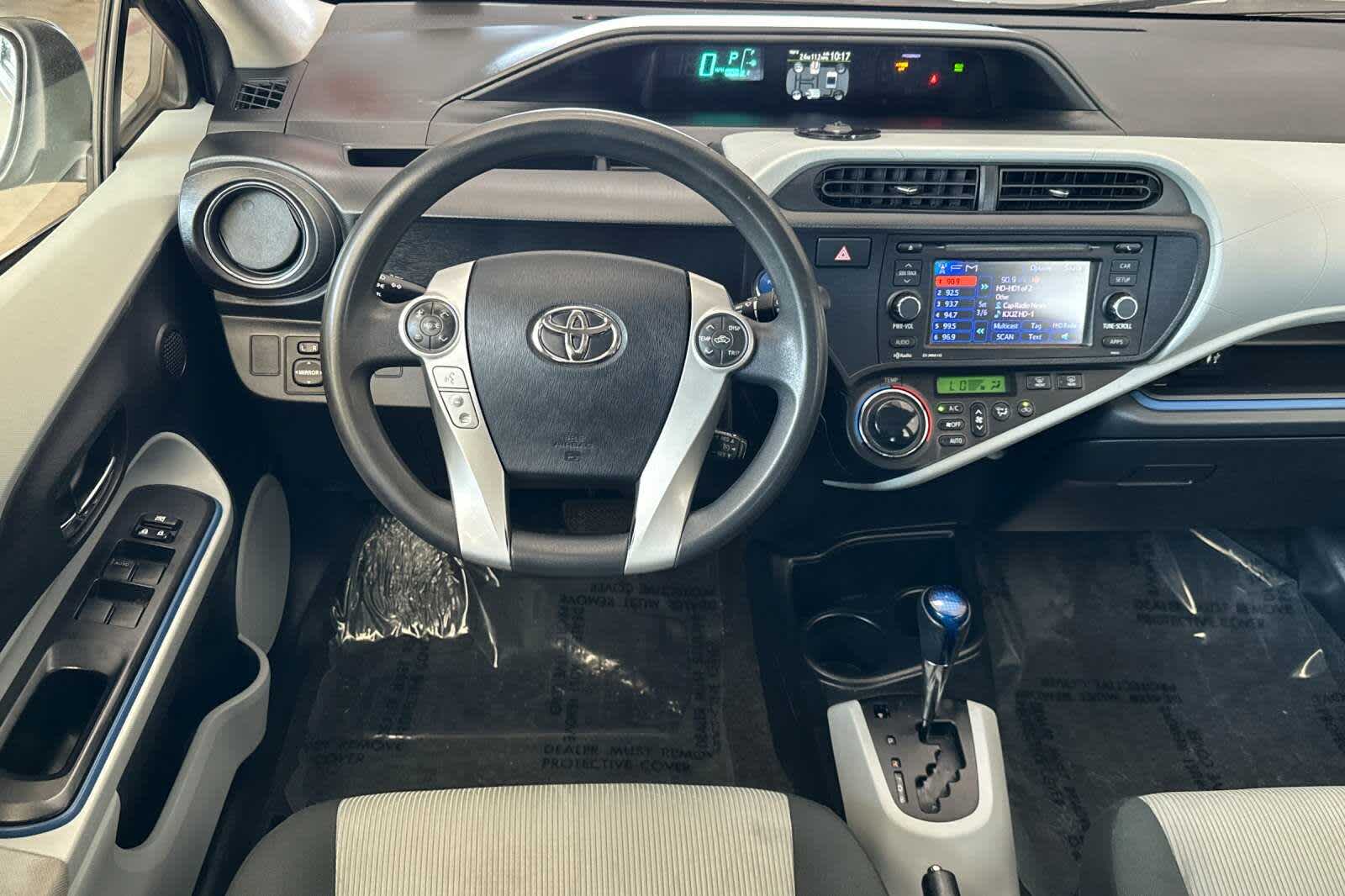 Thumbnail: 2012 Toyota Prius c - 15