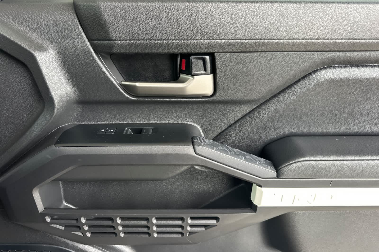 Thumbnail: 2024 Toyota Tacoma - 18