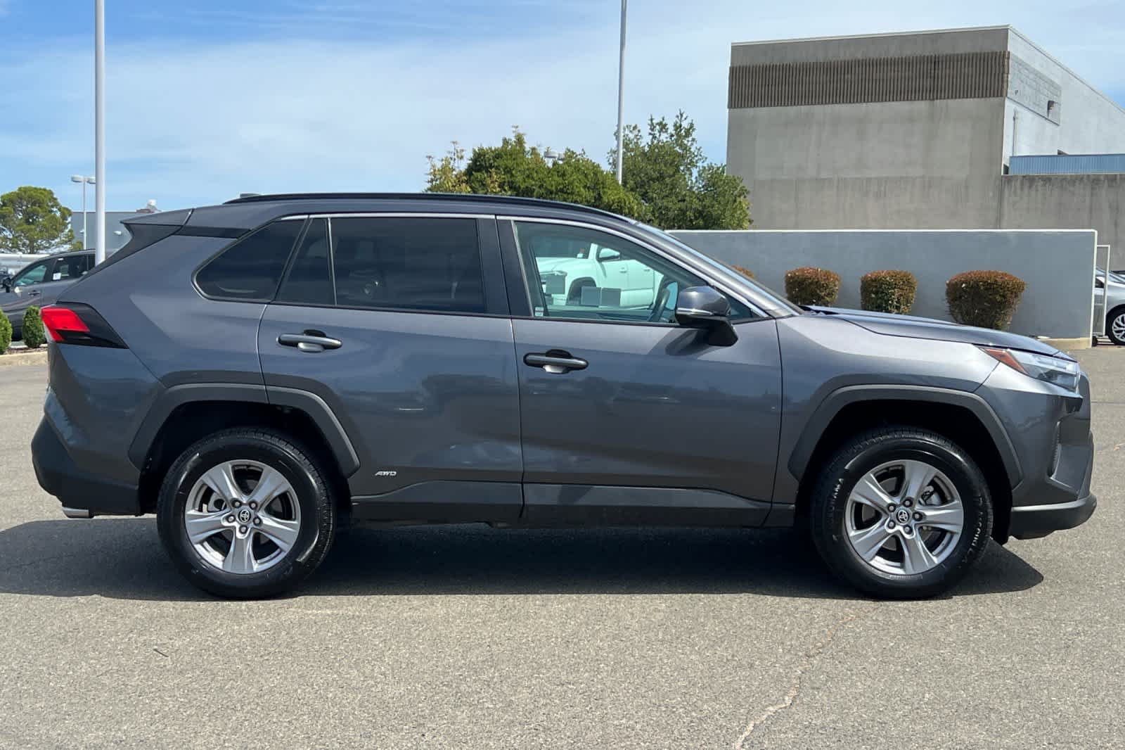 Thumbnail: 2023 Toyota RAV4 - 6