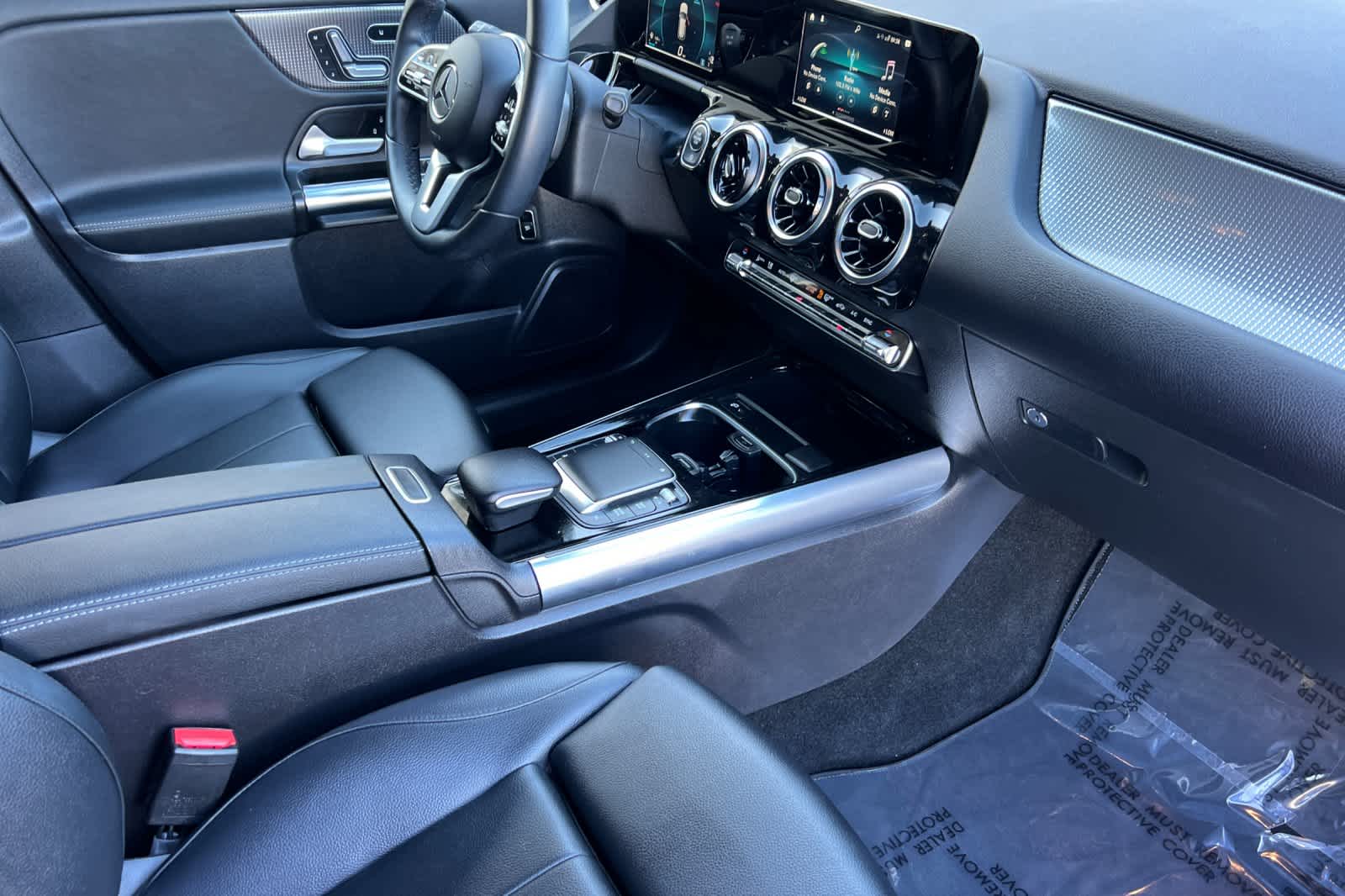 Thumbnail: 2021 Mercedes-Benz GLA - 17