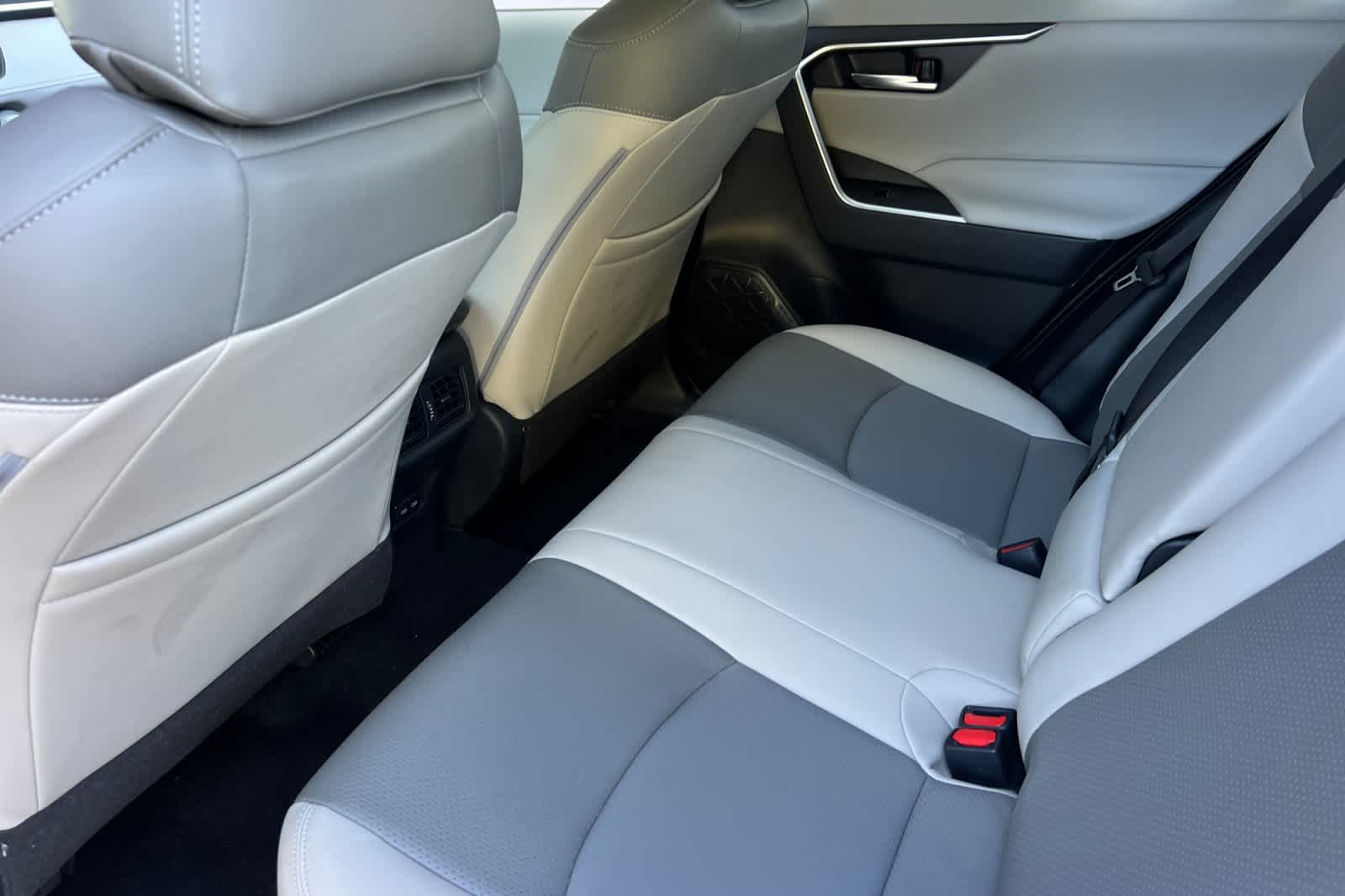 Thumbnail: 2025 Toyota RAV4 - 4