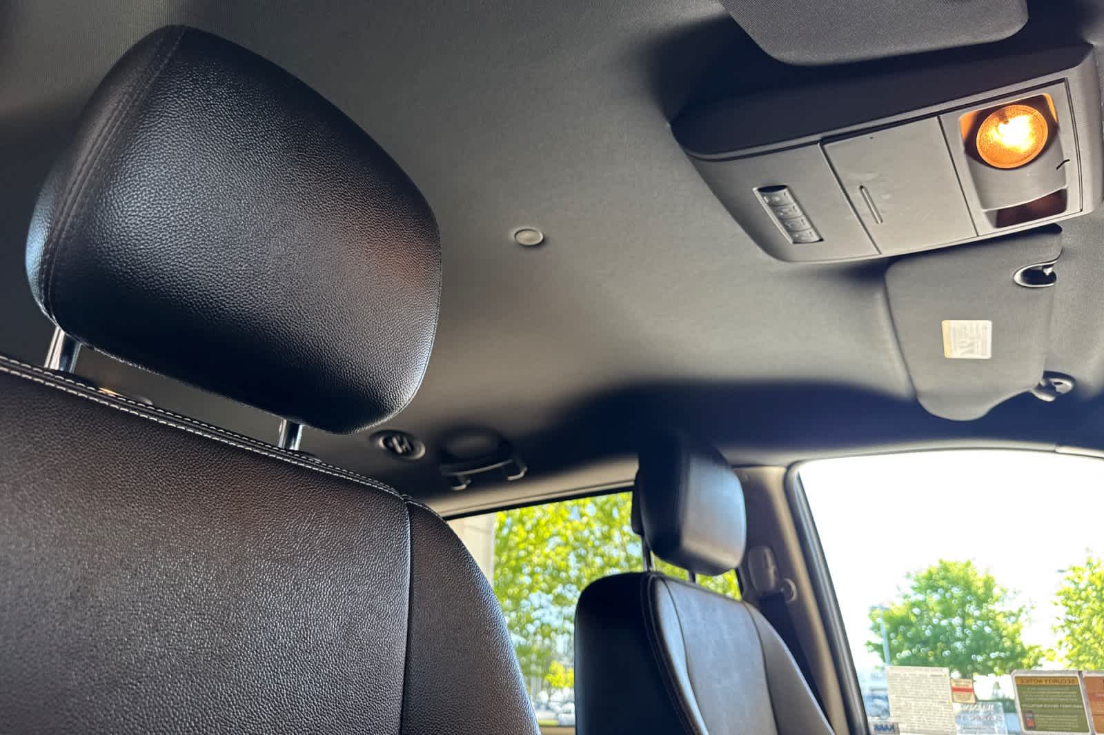 Thumbnail: 2019 Dodge Grand Caravan - 17