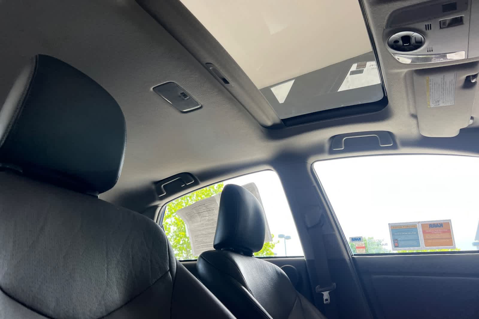 Thumbnail: 2010 Toyota Prius - 17